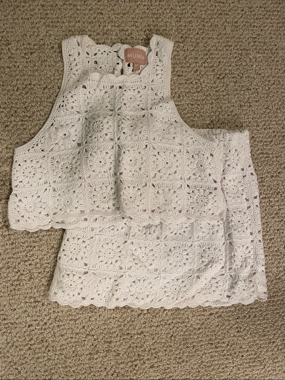 Show me your mumu size XS white crochet set